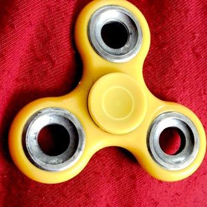 Fidget spinner